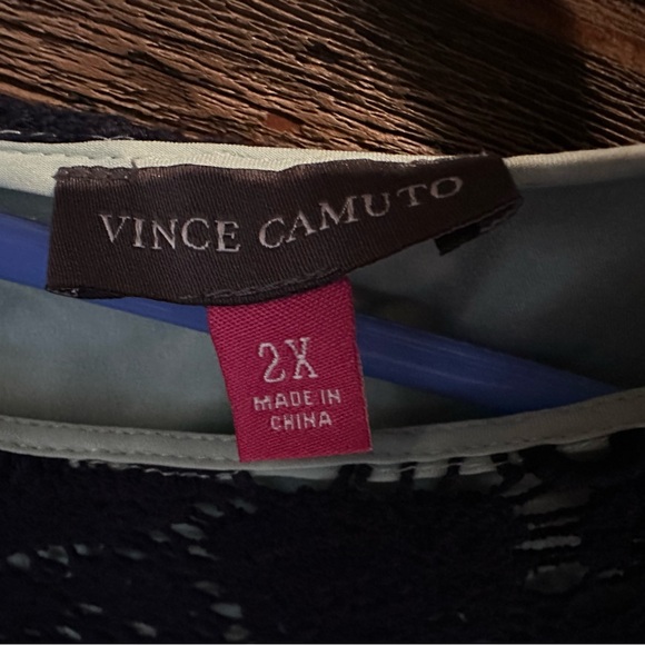 Vince Camuto Career Top Plus Size 2X Navy Blue Green Short Sleeve Crochet Cotton - Picture 3 of 5